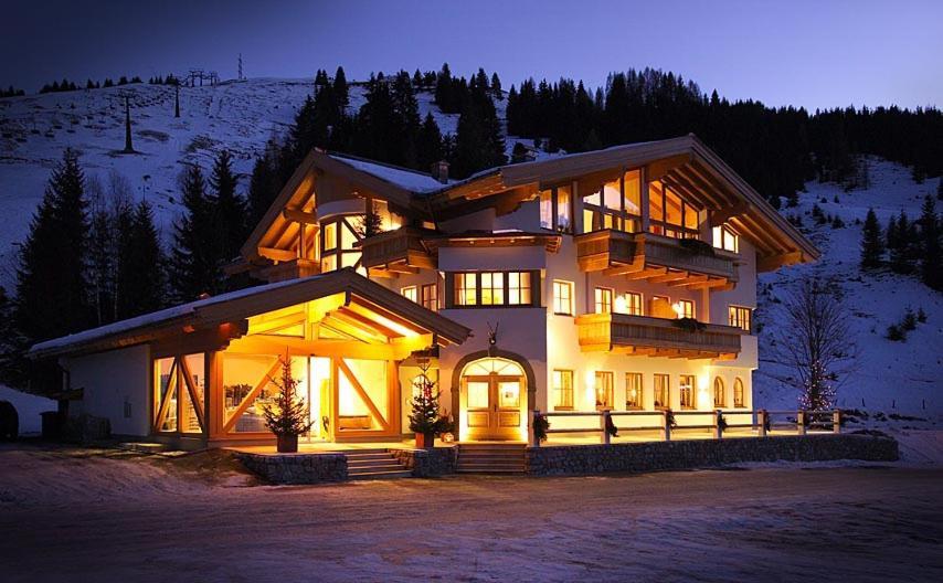 Отель Landhaus Zum Steinbock Мариа-Альм Экстерьер фото